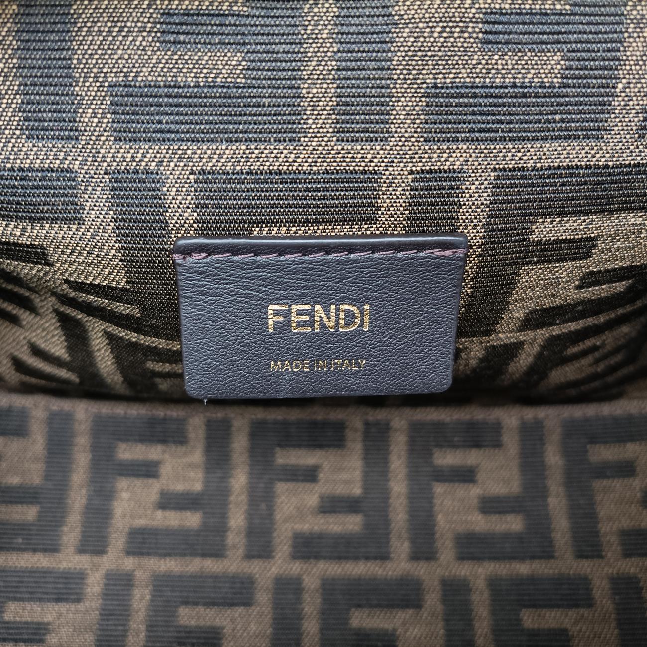 First Grey fur 8BP129 AHNA 229.0189