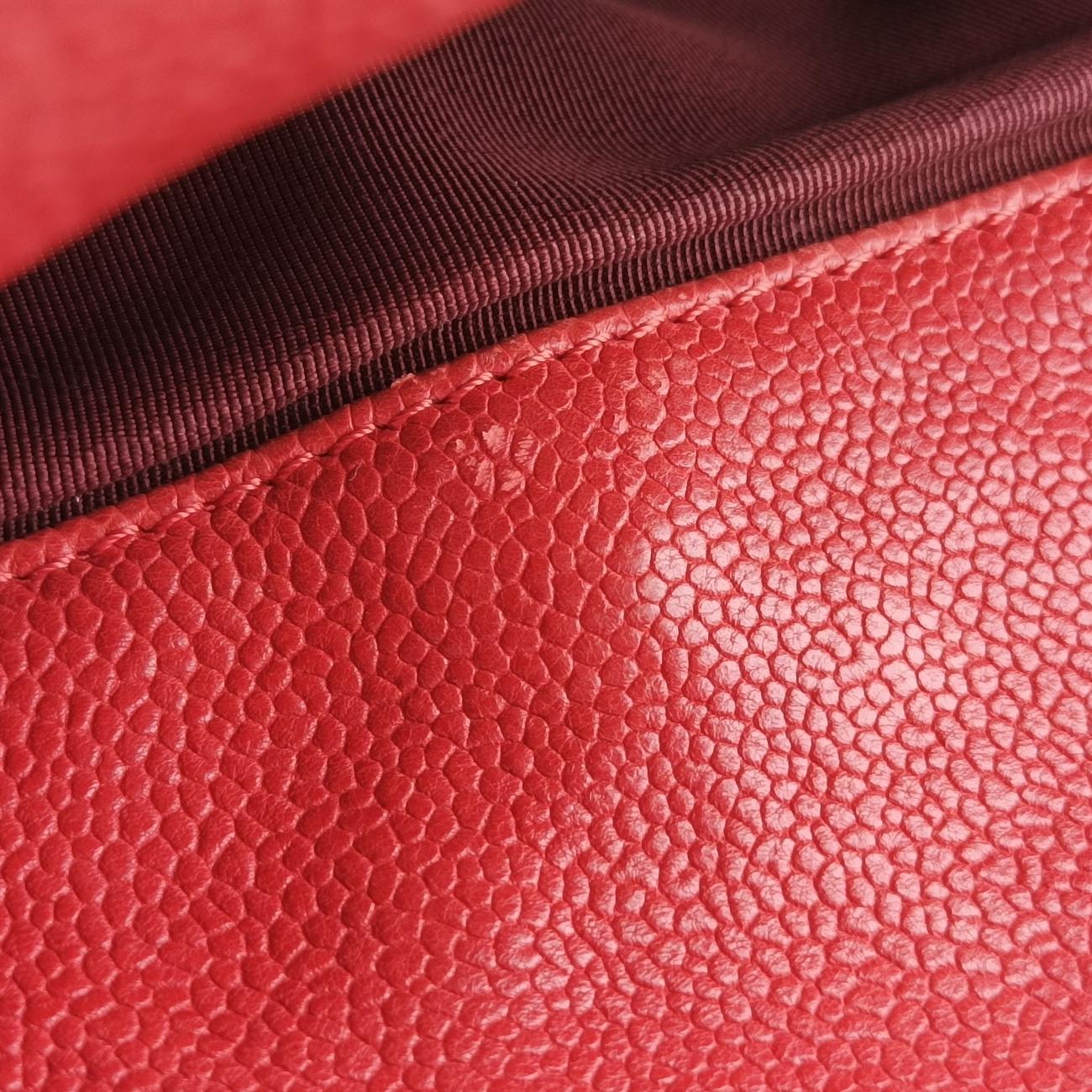 Matelasse Hobo Red caviar skin 15708223