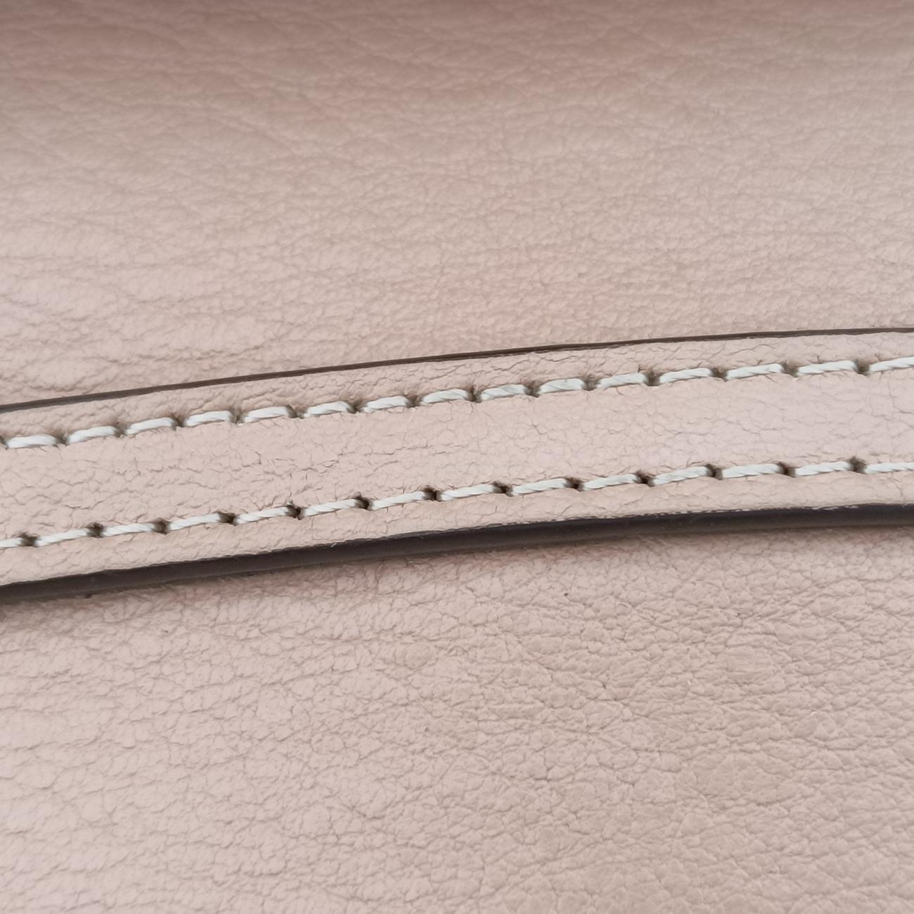 Nile Minaudiere Camel Leather 04-17-99-65