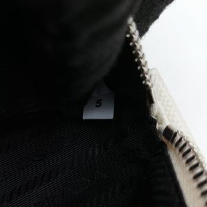 Triangle Logo Plate White SAFFIANO Leather 56 5