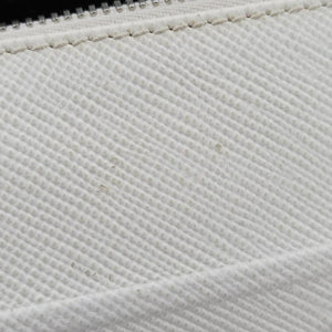 Triangle Logo Plate White SAFFIANO Leather 56 5