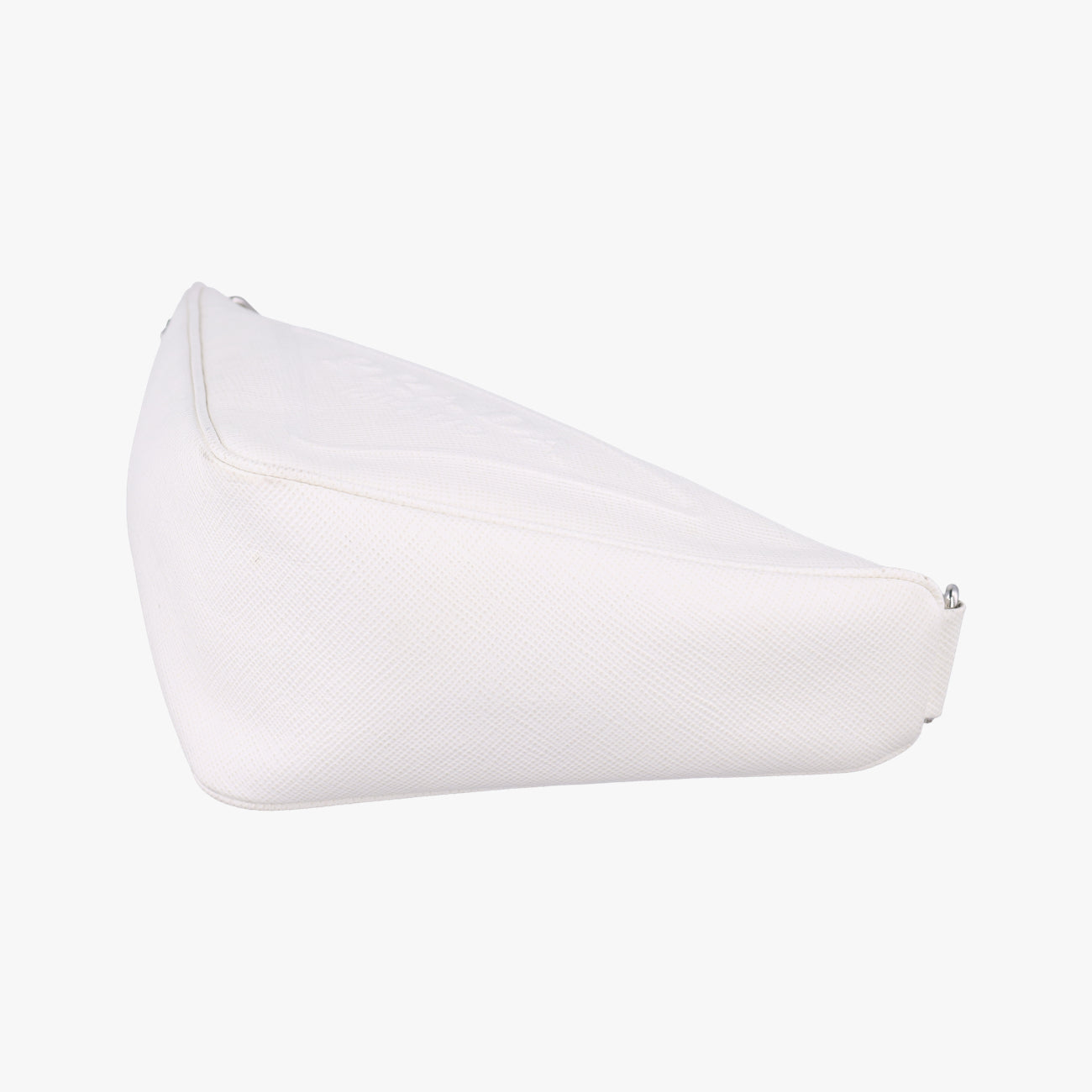 Triangle Logo Plate White SAFFIANO Leather 56 5