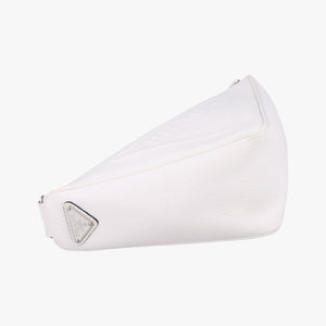 Triangle Logo Plate White SAFFIANO Leather 56 5