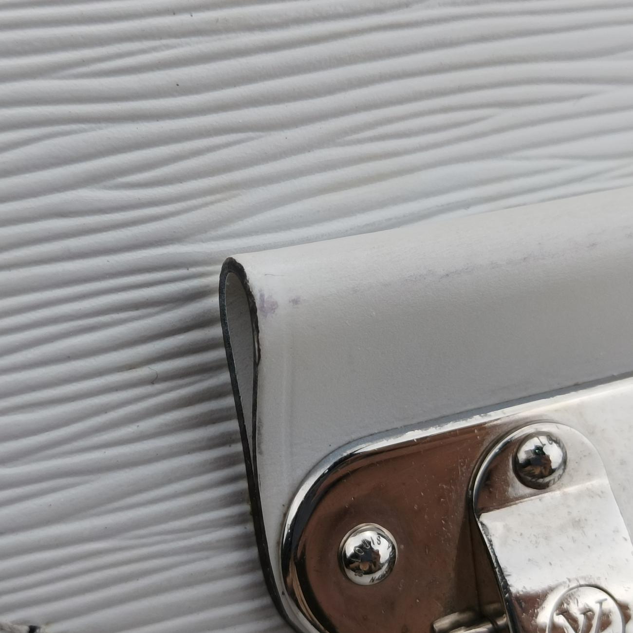Neo Monceau White Epi SR2159