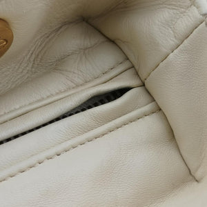 Lady Dior White lambskin 16-BO-0117