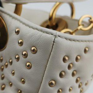 Lady Dior White lambskin 16-BO-0117