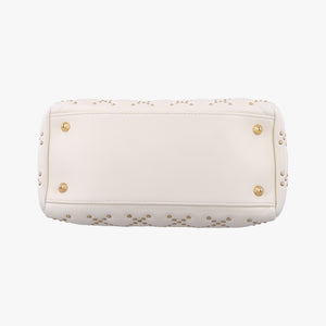 Lady Dior White lambskin 16-BO-0117