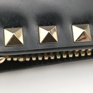 Rockstud Black Leather BS-L538VQZ0