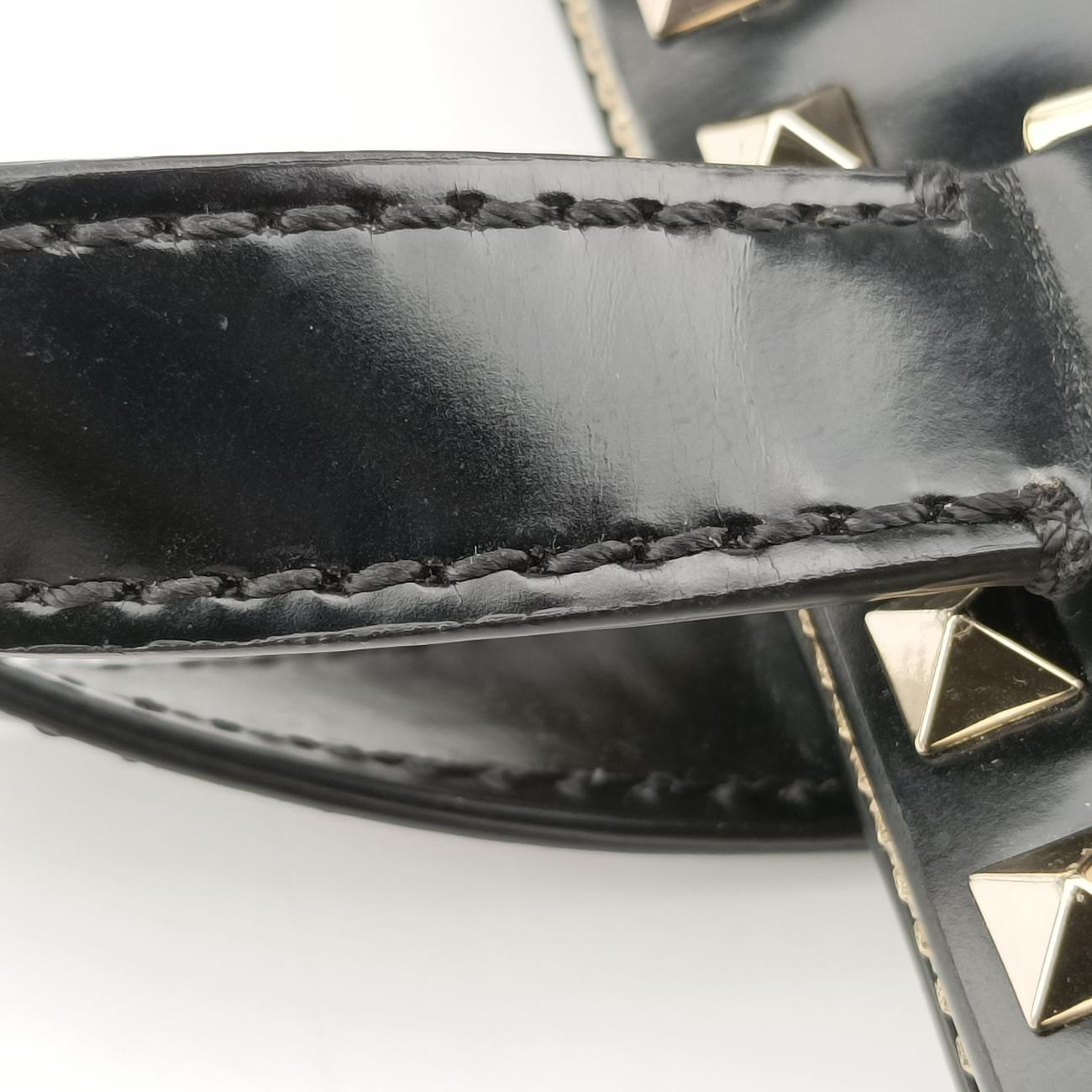 Rockstud Black Leather BS-L538VQZ0