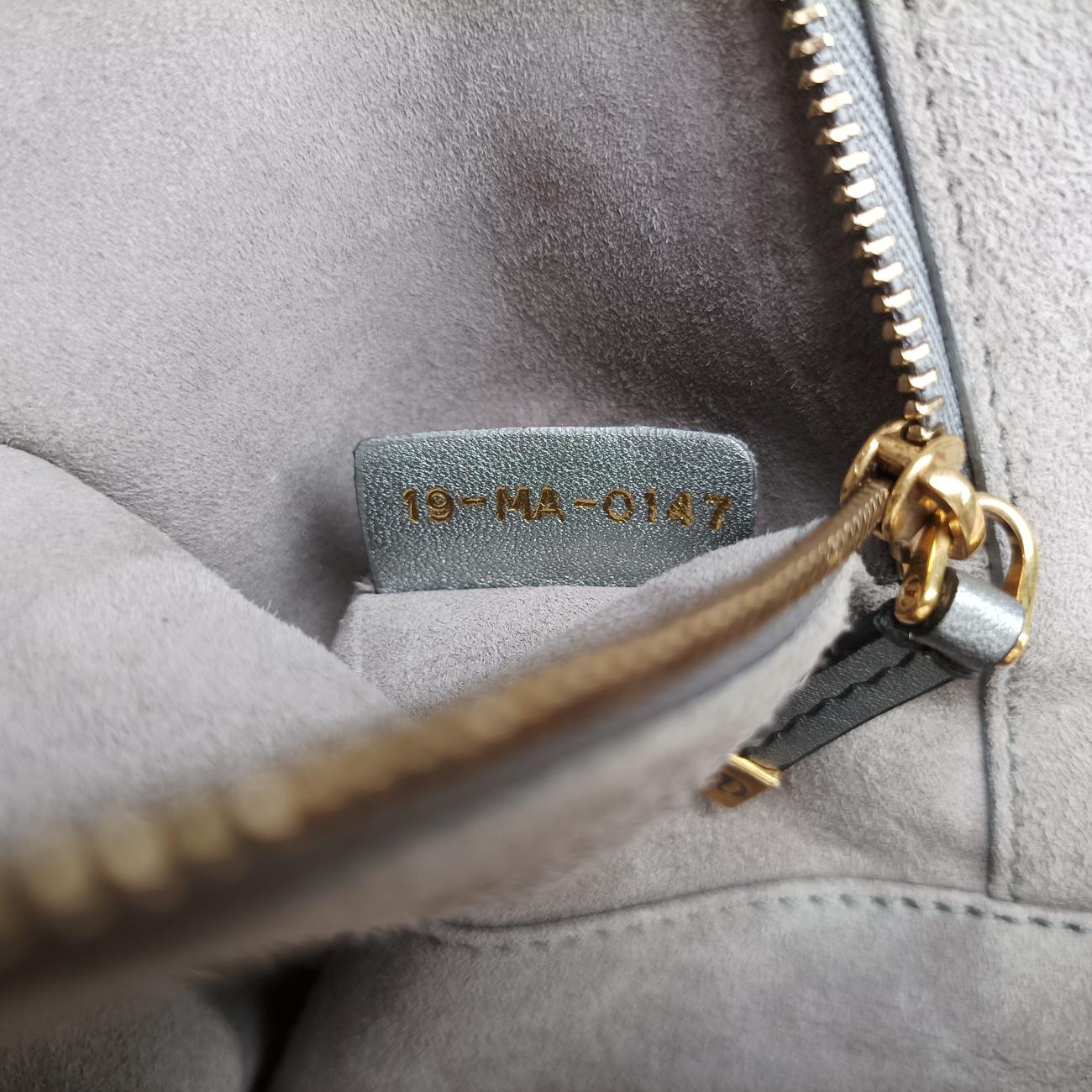 Diorevolution Silver Leather 19-MA-0147