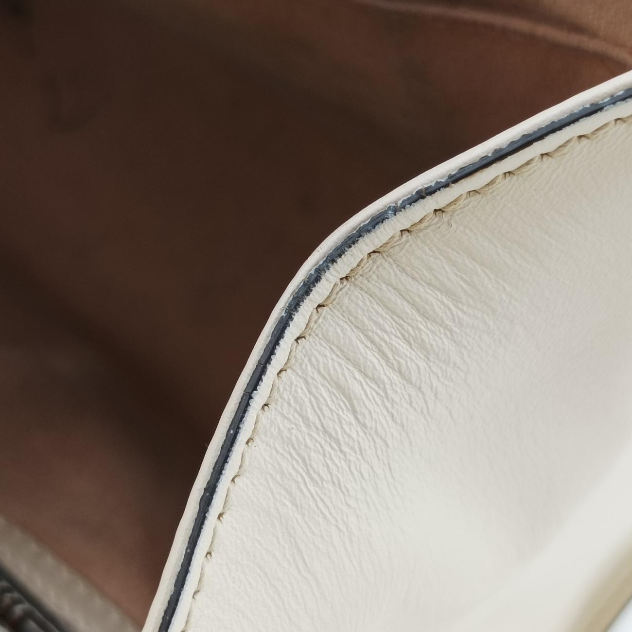 Queen Margaret White Leather E025863017