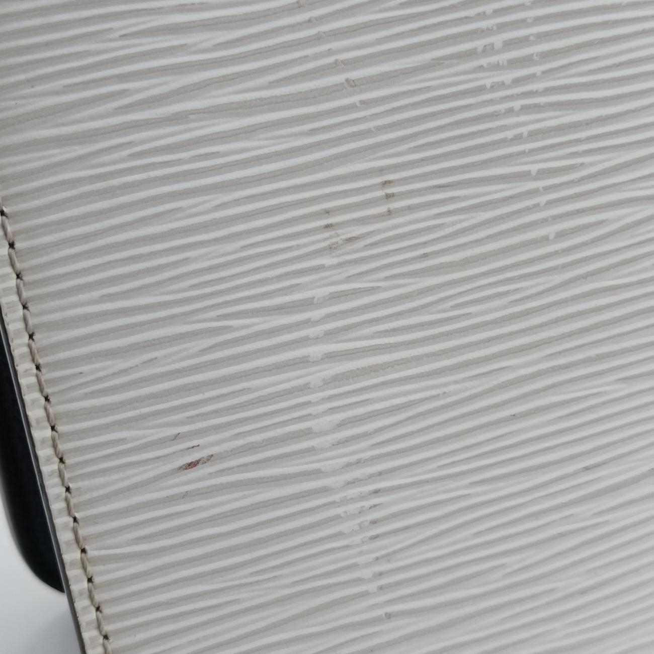 Neo Monceau White Epi SR2199