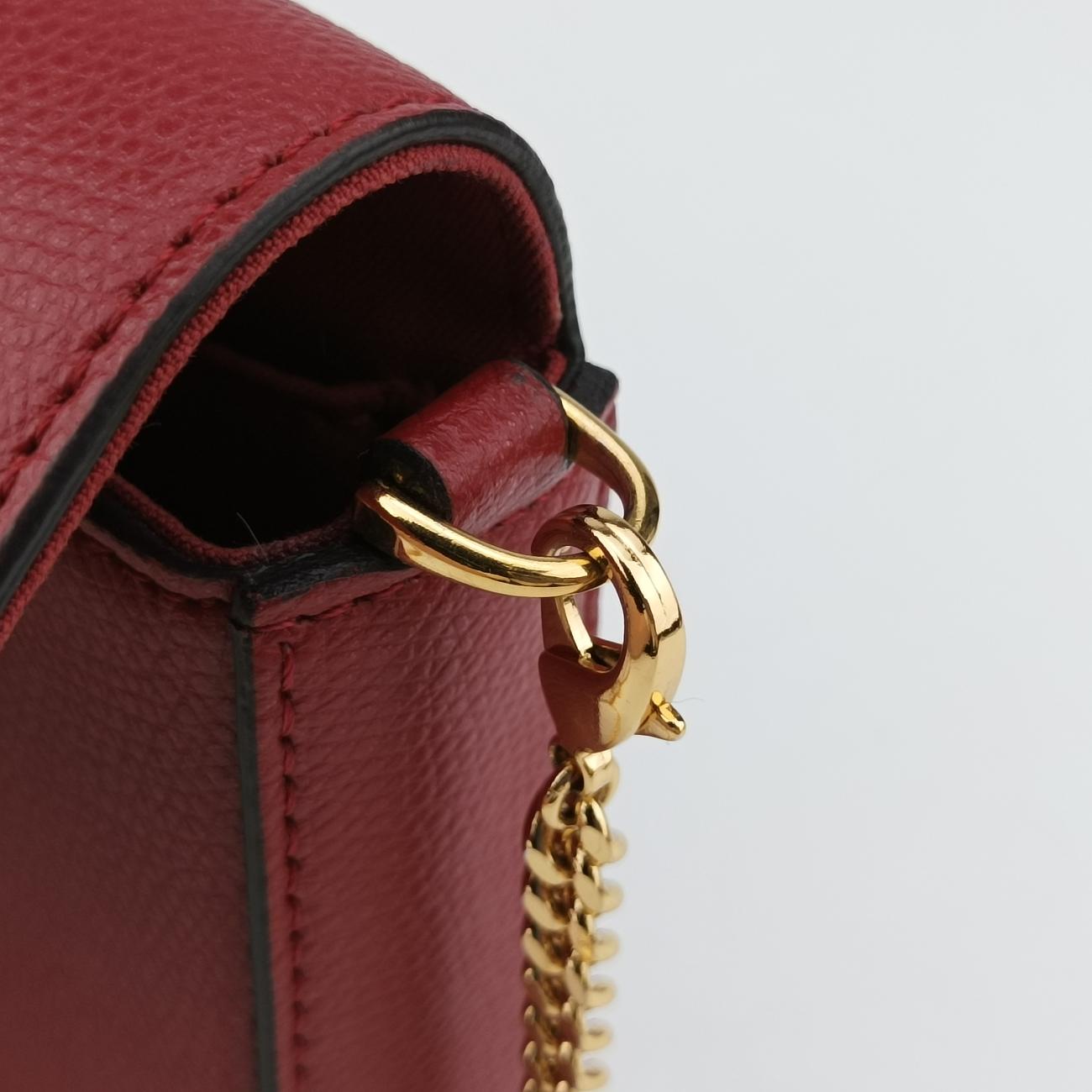 F is Zucca pattern Red Leather 8BS032 A18B 208.0189