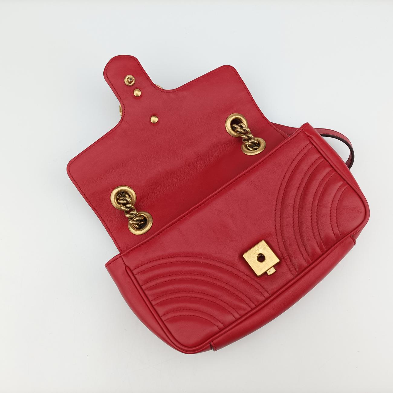 GG Marmont Red Leather A020577853