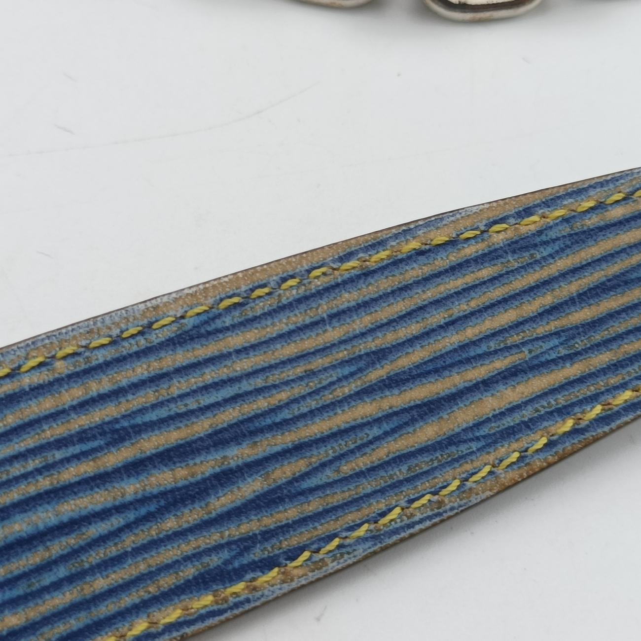 Portefeuille Twist Chain Wallet Blue Epi SP0155