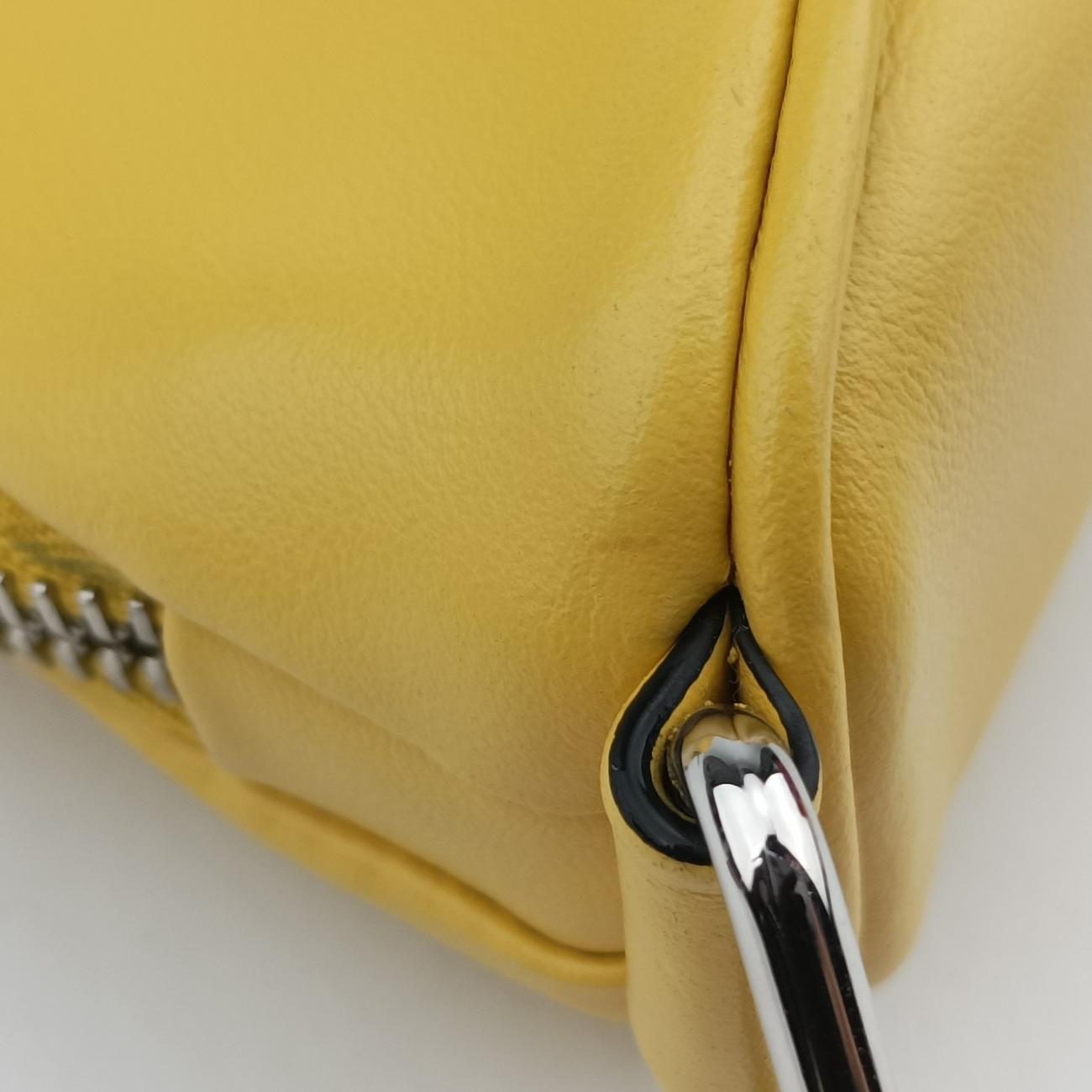 triangle embossed logo Yellow Leather 7/D