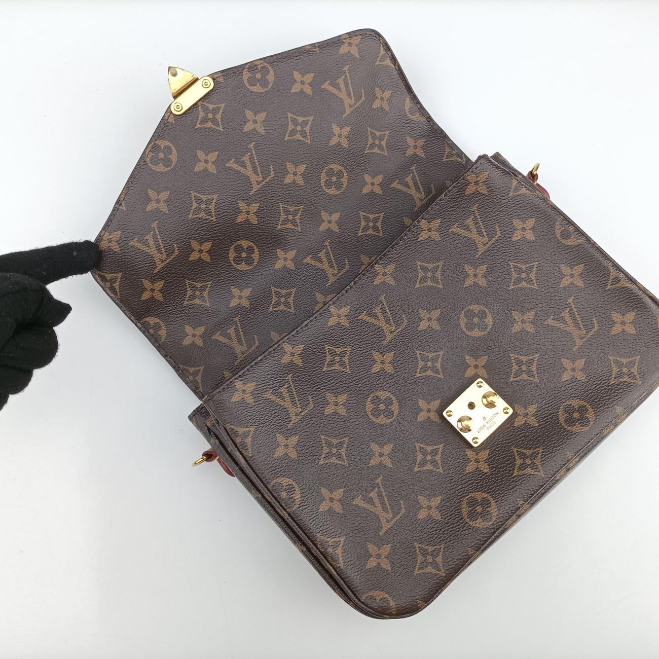 Pochette Metis MM Brown Monogram Canvas PL4197