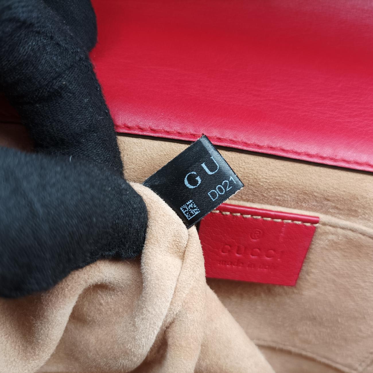 Padlock Red Leather D021174160