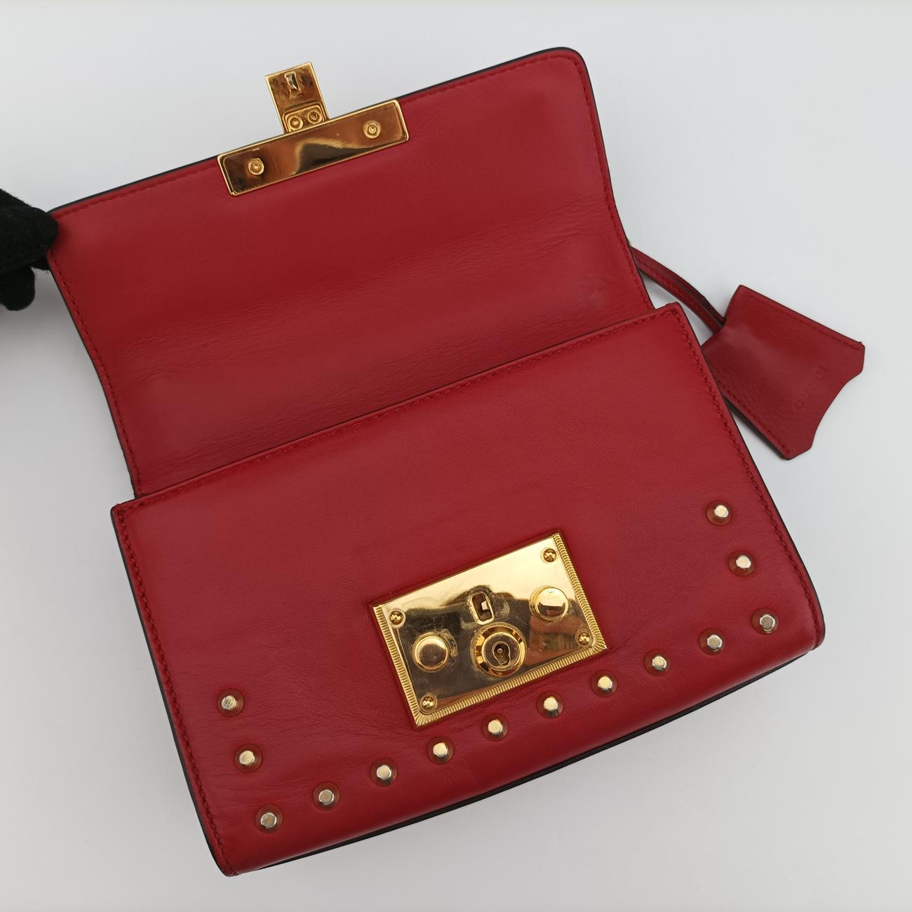 Padlock Red Leather D021174160