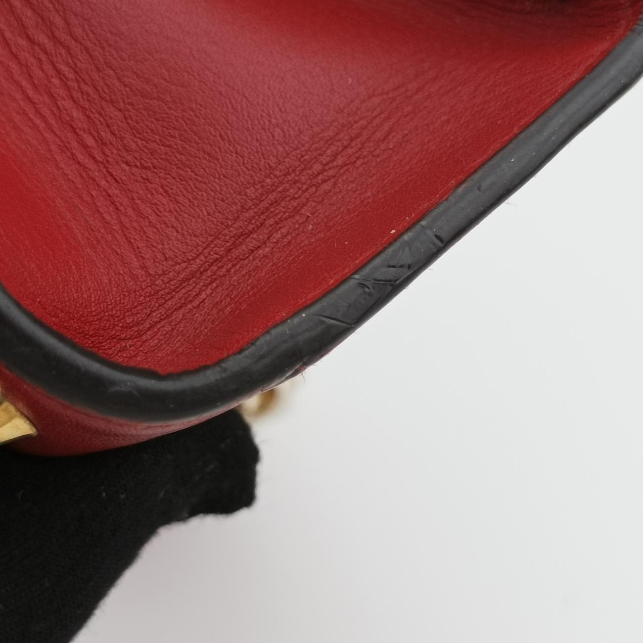 Padlock Red Leather D021174160