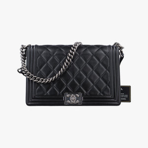 BOY CHANEL Black Leather 19092811