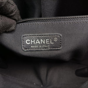 BOY CHANEL Black Leather 19092811
