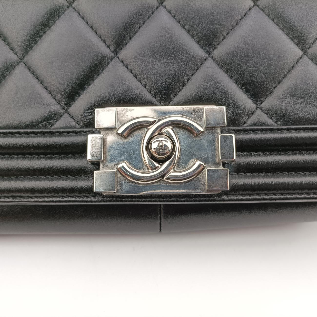 BOY CHANEL Black Leather 19092811