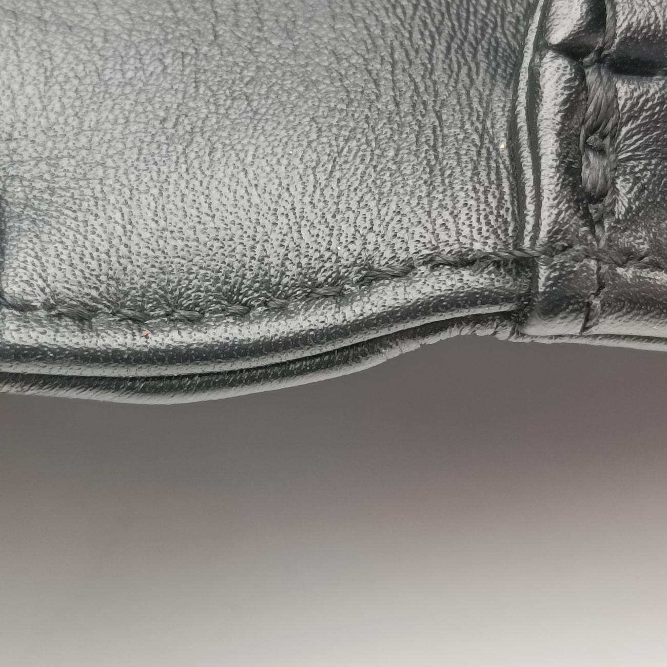 BOY CHANEL Black Leather 19092811