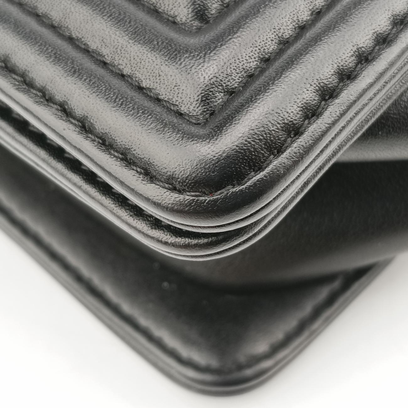 BOY CHANEL Black Leather 19092811