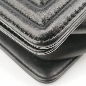 BOY CHANEL Black Leather 19092811