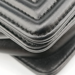 BOY CHANEL Black Leather 19092811