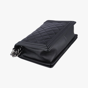 BOY CHANEL Black Leather 19092811