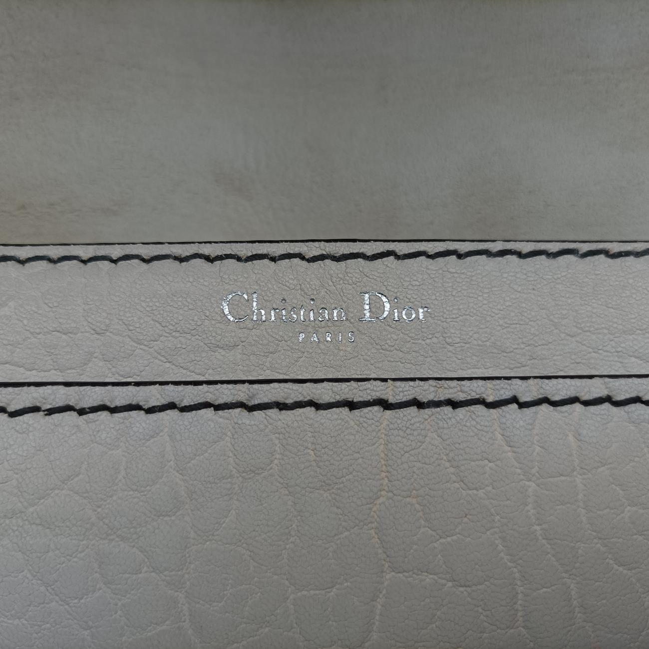 J'Adior White Leather 19-MA-0197