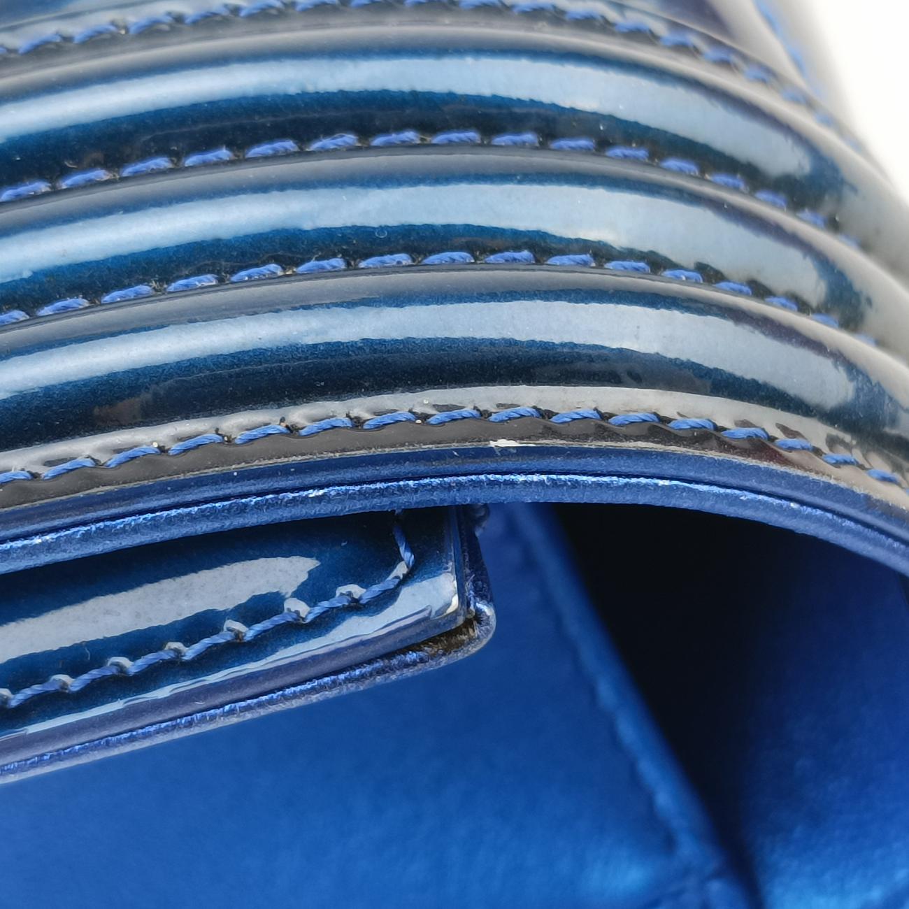 BOY CHANEL Blue Patent 19429673