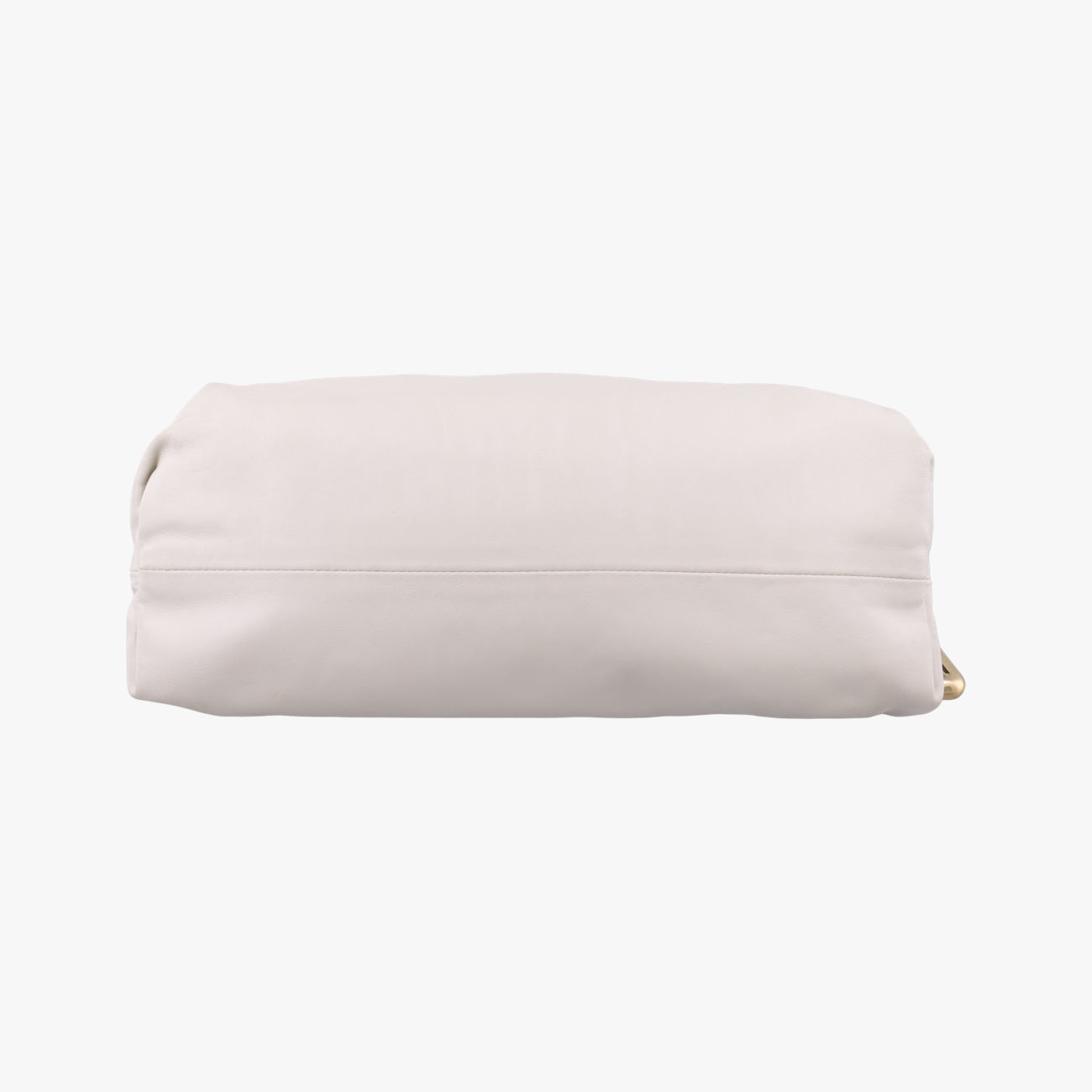 THE Chain Pouch White lambskin B08931202U