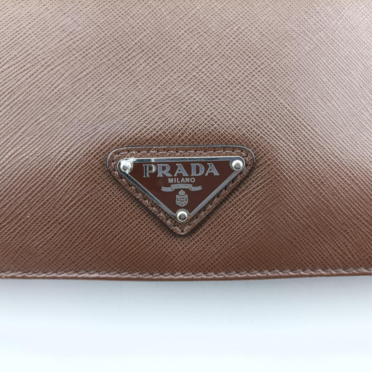 Triangle Logo Plate Brown Saffiano Leather 164