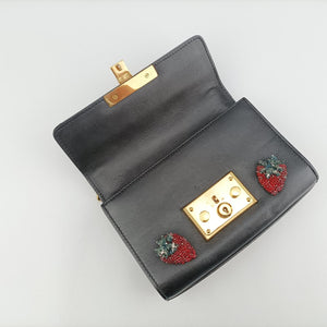Padlock Black Leather B021312556