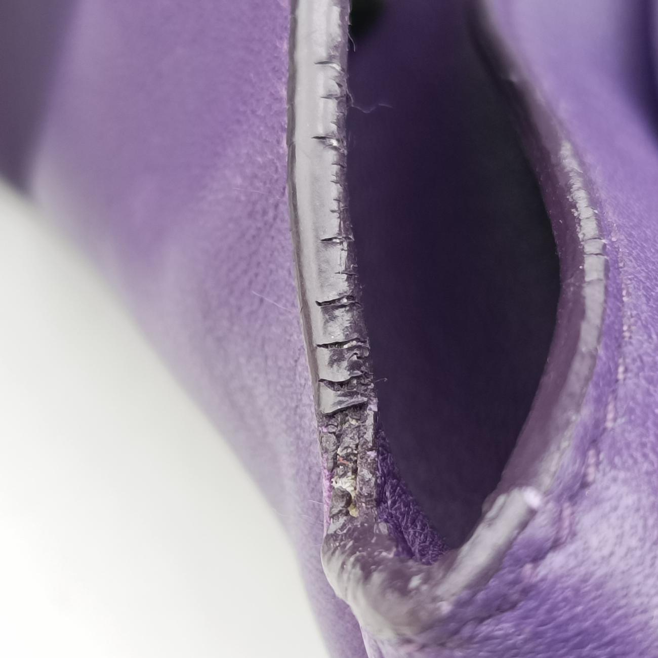 Fringe Purple Leather 31/O