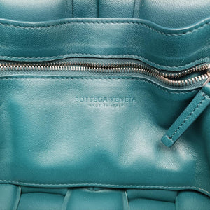 Padded CASSETTE Green lambskin B08485198X