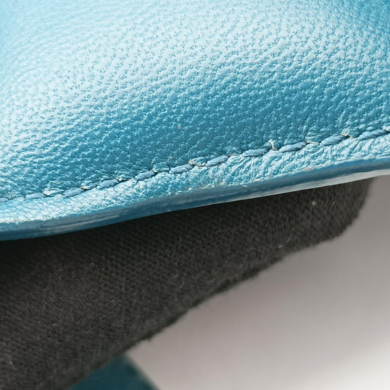 Padded CASSETTE Green lambskin B08485198X