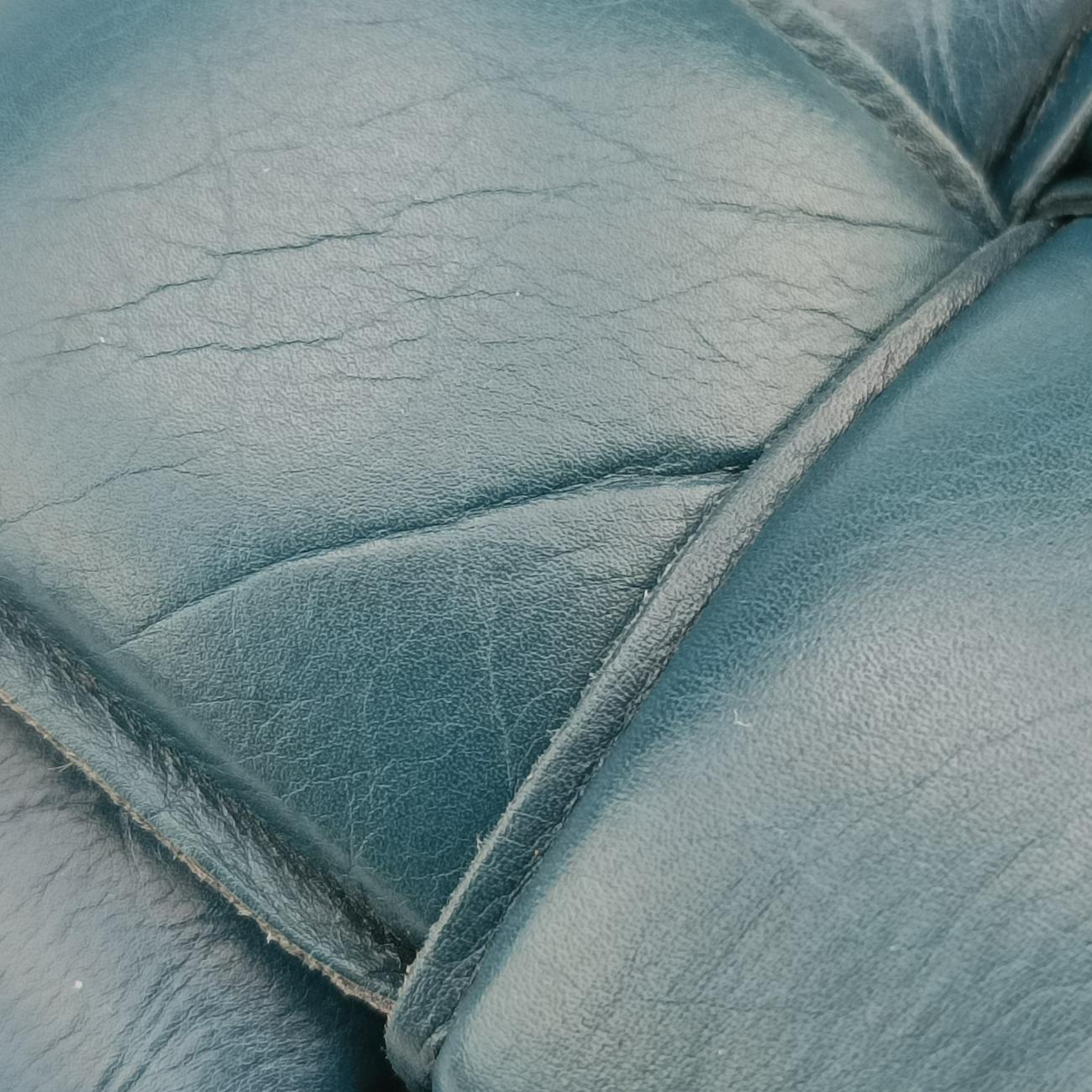 Padded CASSETTE Green lambskin B08485198X