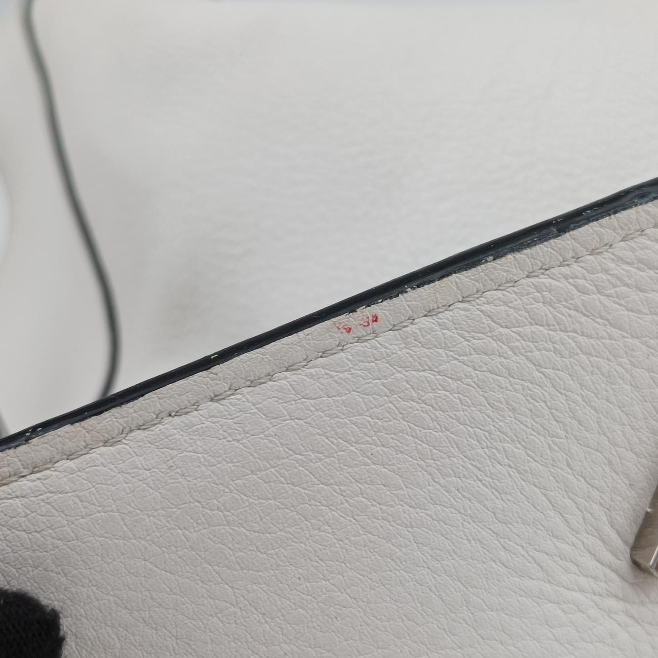 Hammock White Leather 011701
