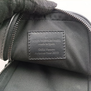Danube Messenger Black x Multicolor Taiga CA2179 ICチップ