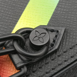 Danube Messenger Black x Multicolor Taiga CA2179 ICチップ