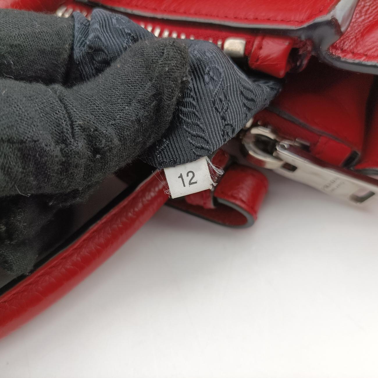 Twin Pocket Winged Tote Red Leather 12 113