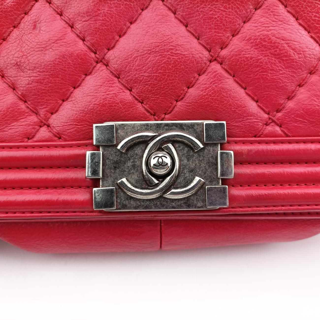 BOY CHANEL Red Leather 18893037
