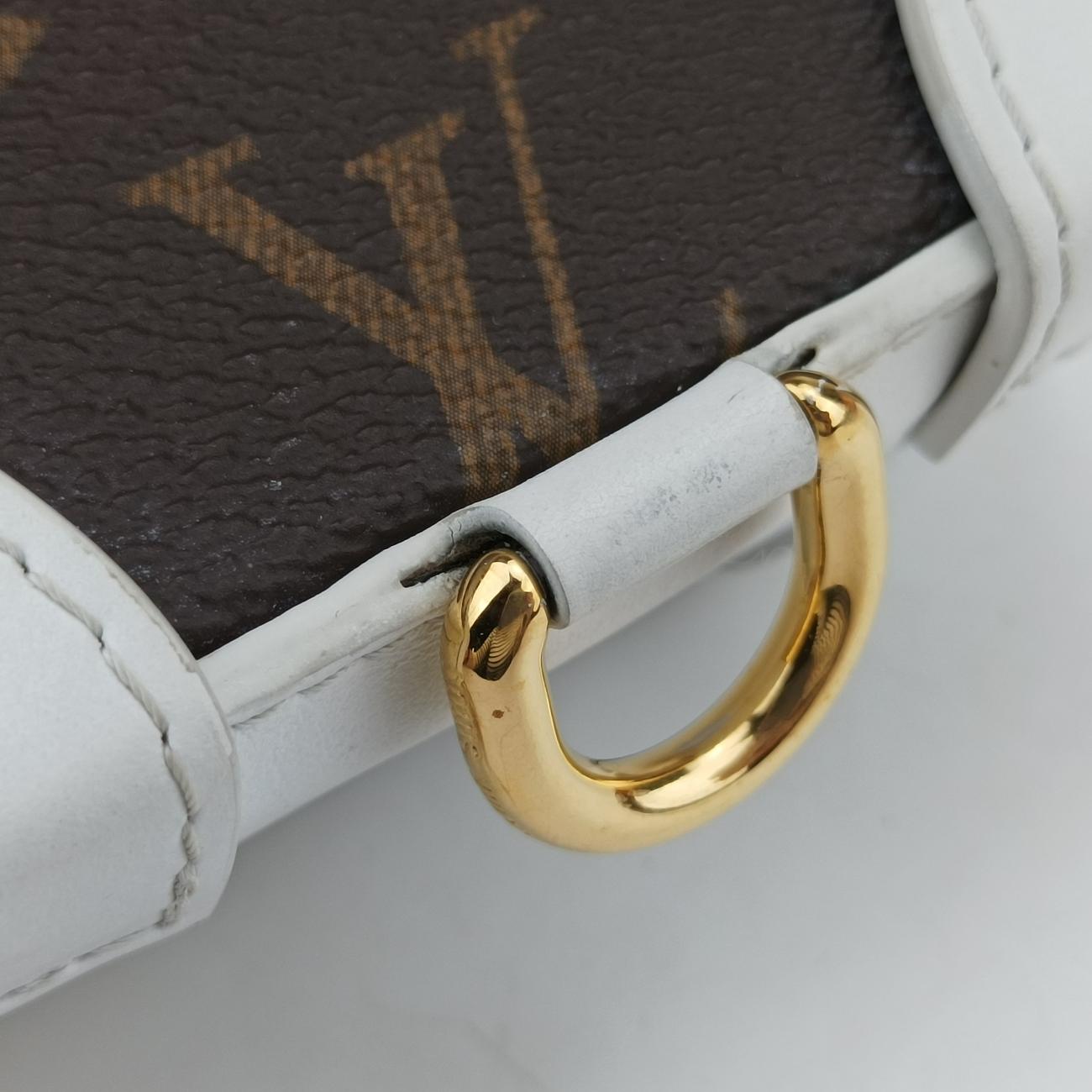 Soft Trunk Phone Box Brown x White Monogram Reverse Canvas TJ4240 ICチップ