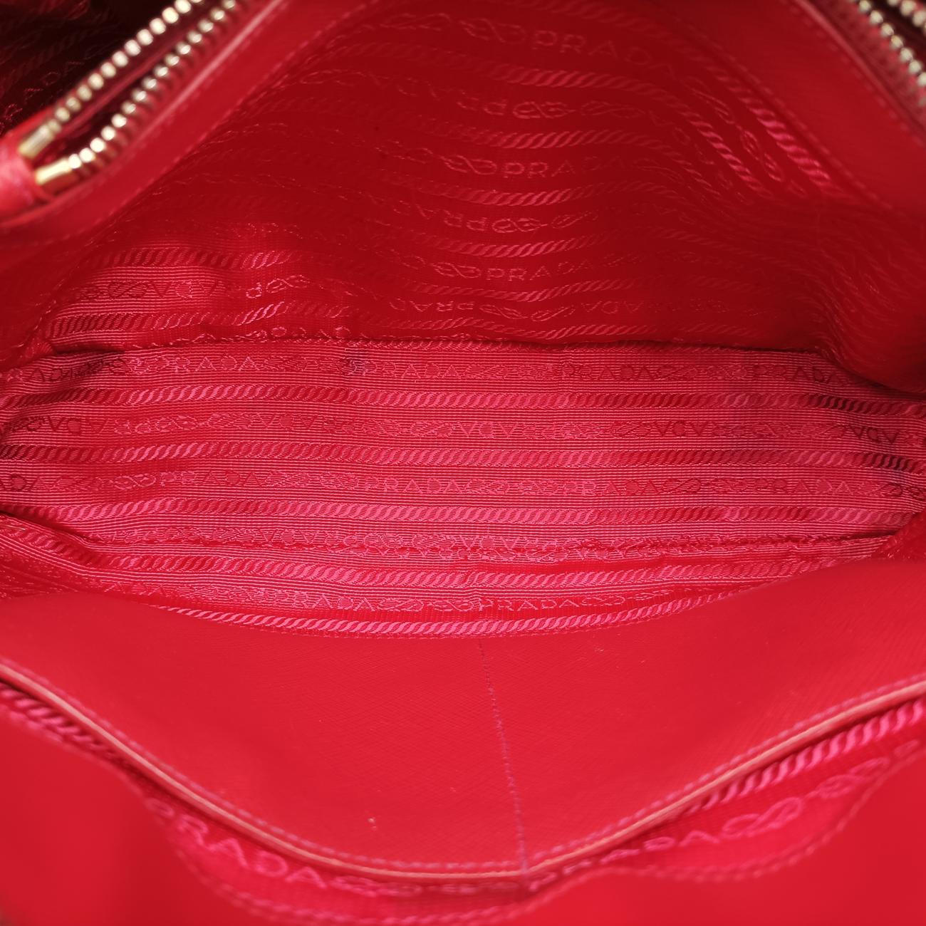 Promenade Red Saffiano Leather 208 7/I
