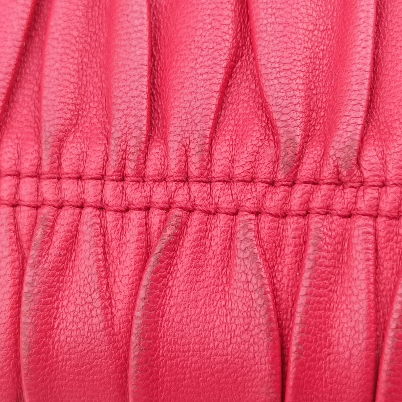 Nappa Gaufre Red lambskin 197