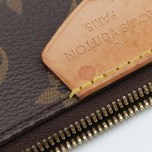 Multi Pochette Accessoir Brown Monogram Canvas ICチップ